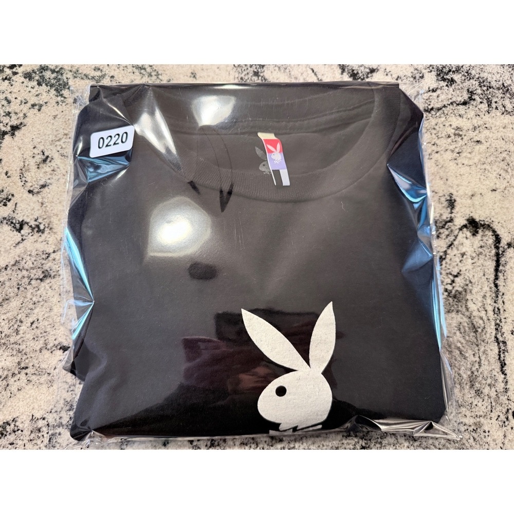 Playboy Club Tokyo Japan Color Bars Graphic T-Shirt Mens Large Black Ace Spades - Picture 11 of 11
